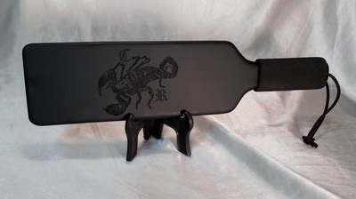 woodrage engraved scorpion black spanking paddle 1